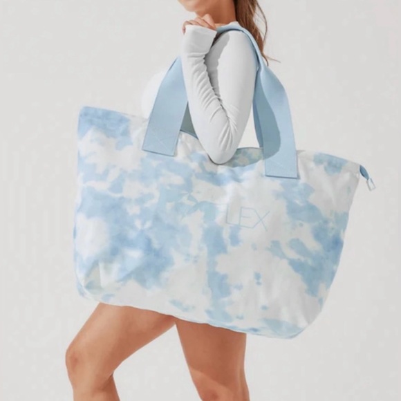 POPFLEX Cloud Tie-Dye Tote Bag - Dreamy Blue - Picture 1 of 7